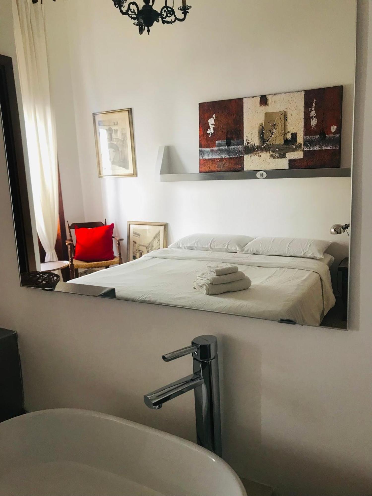 Donna Franca Bed and Breakfast Lecce Buitenkant foto